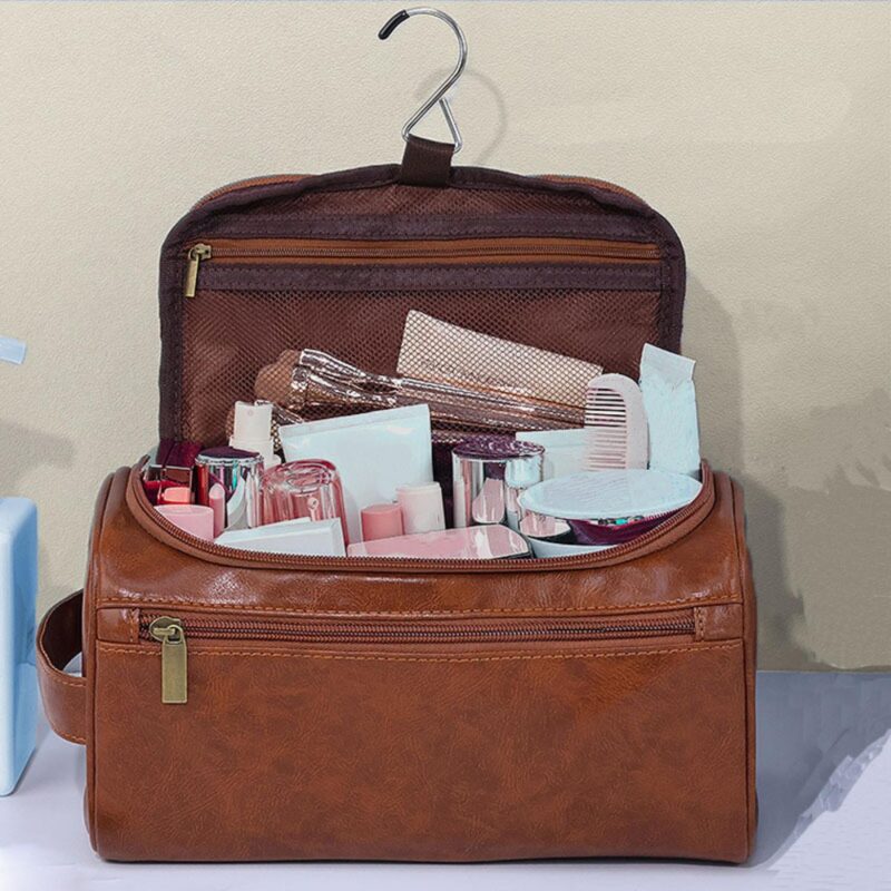 Custom Vintage PU Leather Hanging Toiletry Bag